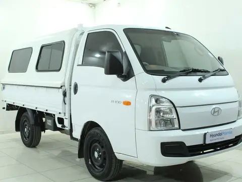 2026 Hyundai H100 BAKKIE 2.6 DECK MY20 image 1