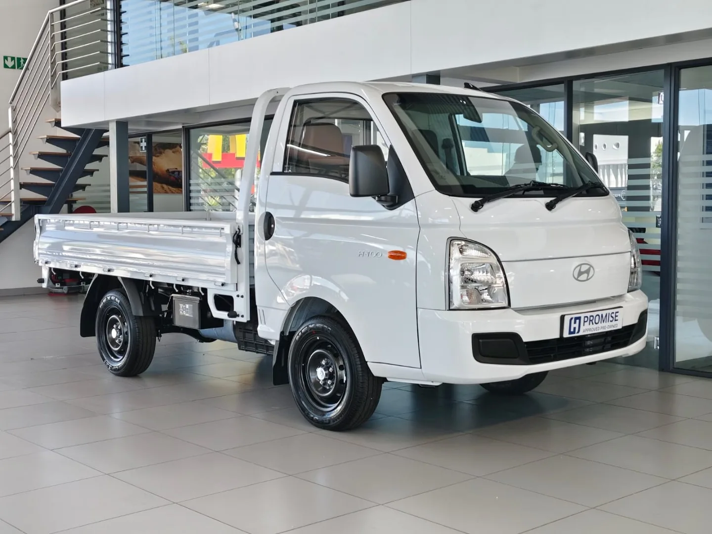 2026 Hyundai H100 H100 2.6D A/C F/C D/S image 1