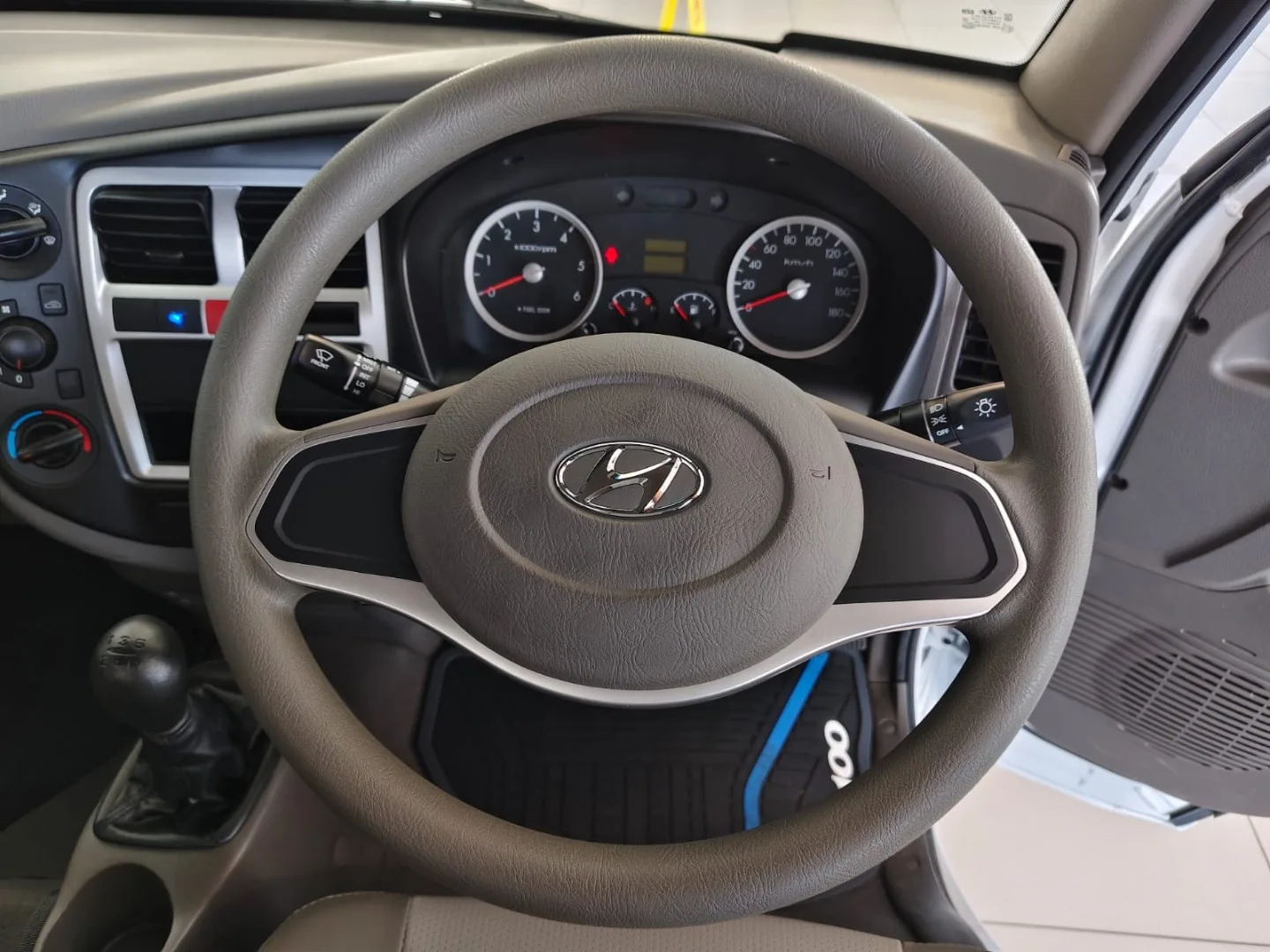 2026 Hyundai H100 H100 2.6D A/C F/C D/S thumbnail 12