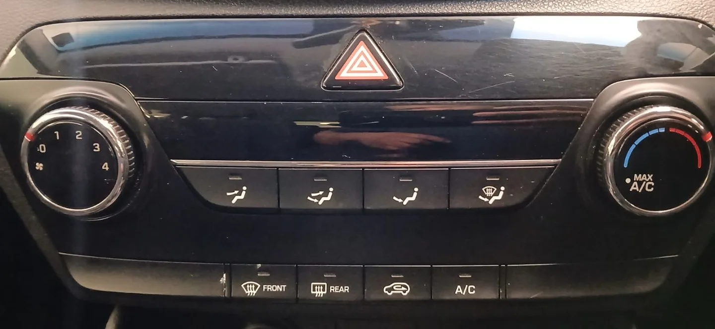 2017 Hyundai TUCSON TUCSON 2.0 NU PREMIUM MANUAL thumbnail 16