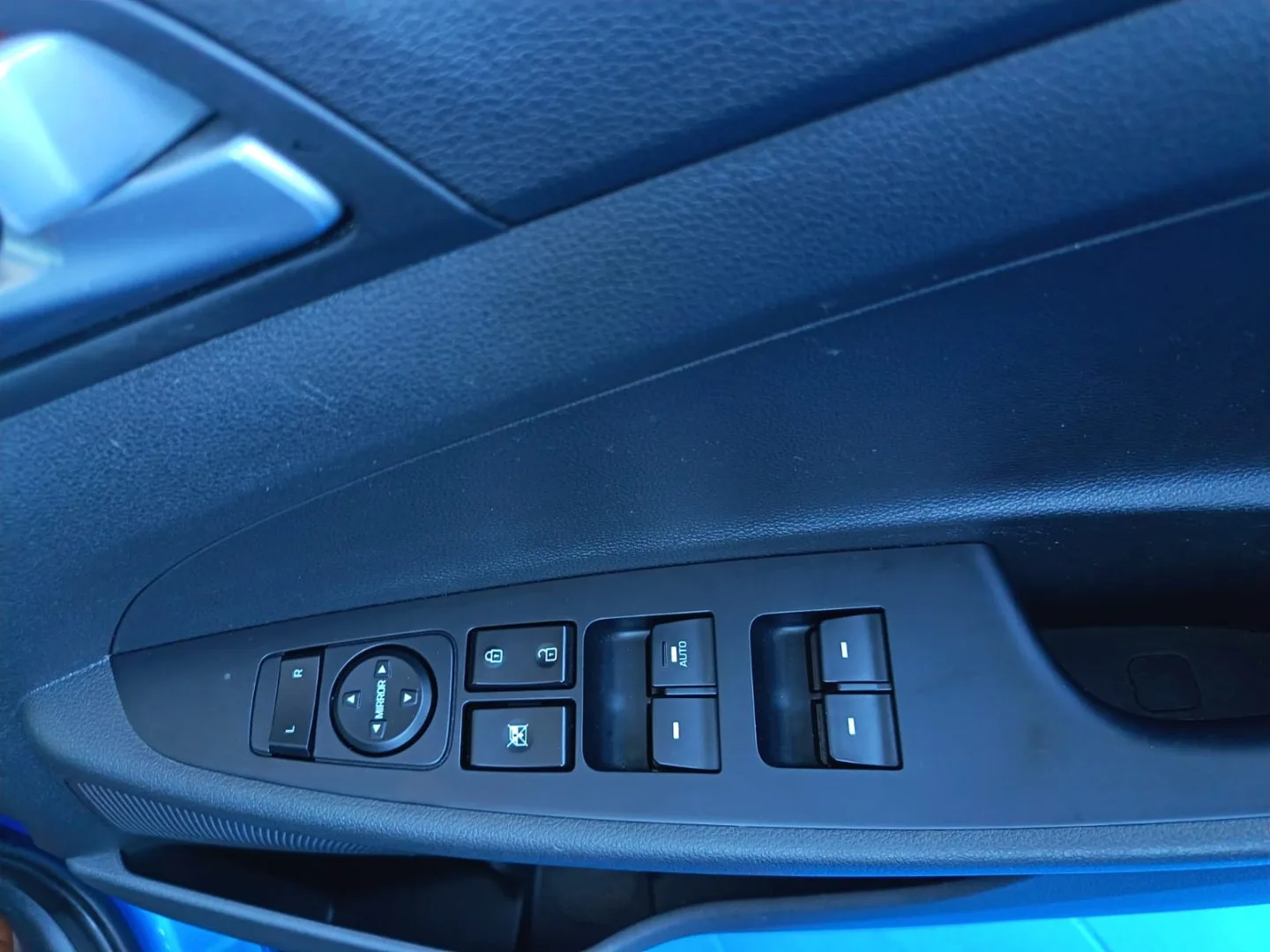 2017 Hyundai TUCSON TUCSON 2.0 NU PREMIUM MANUAL thumbnail 12