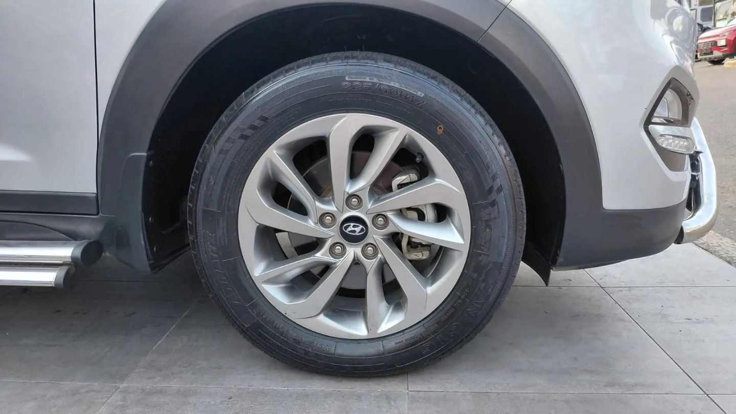 2018 Hyundai TUCSON TUCSON 2.0 PREMIUM thumbnail 4