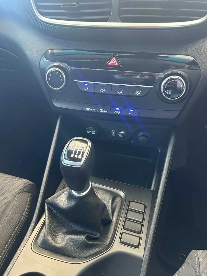 2019 Hyundai TUCSON TUCSON 2.0 PREMIUM M/T MY18 thumbnail 20