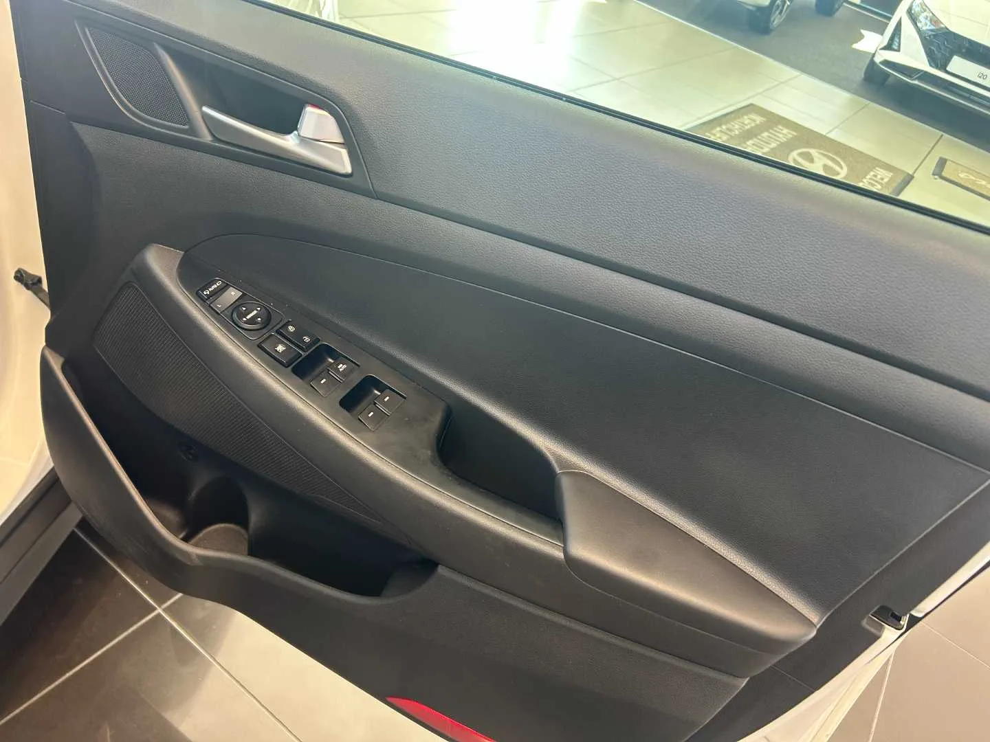 2019 Hyundai TUCSON TUCSON 2.0 PREMIUM M/T MY18 thumbnail 17