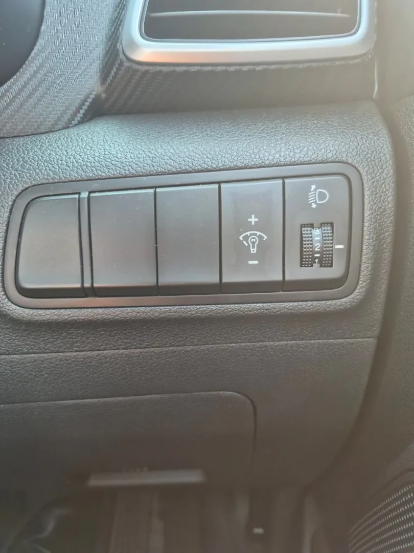 2021 Hyundai TUCSON TUCSON 2.0 PREMIUM A/T MY18 thumbnail 17