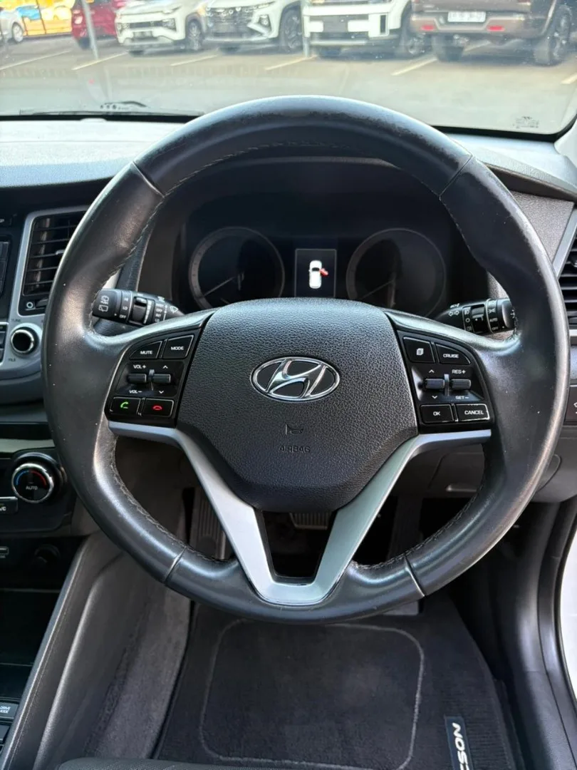 2016 Hyundai TUCSON TUCSON 2.0 NU ELITE AUTOMATIC thumbnail 9