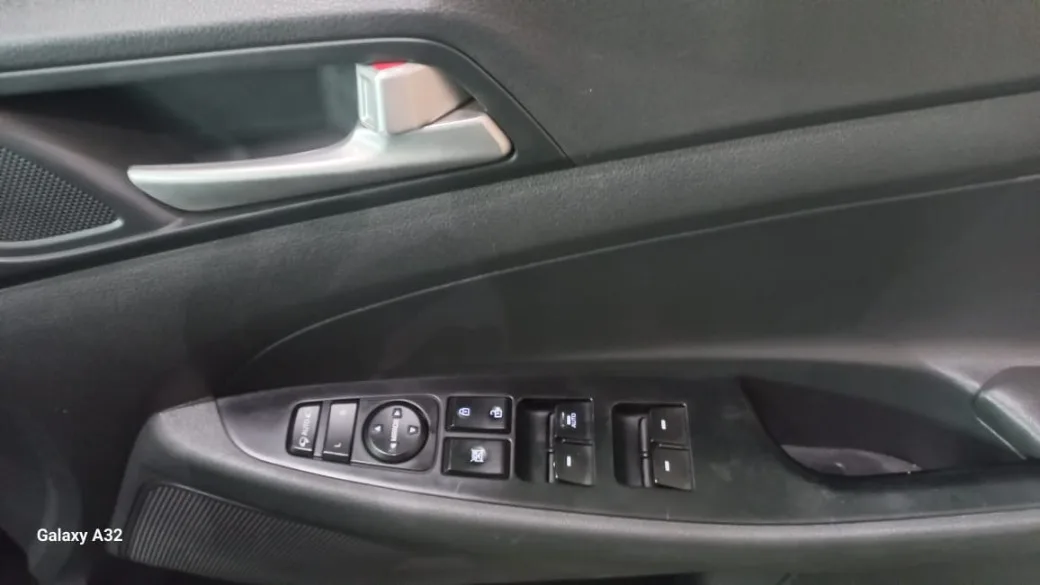 2020 Hyundai TUCSON TUCSON R2.0 ELITE AT SPORT MY18 thumbnail 16