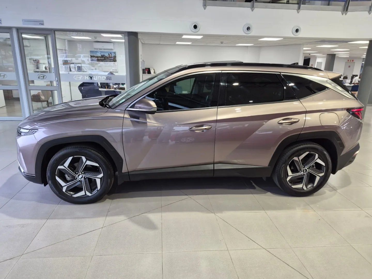 2022 Hyundai TUCSON TUCSON R2.0 ELITE A/T thumbnail 4