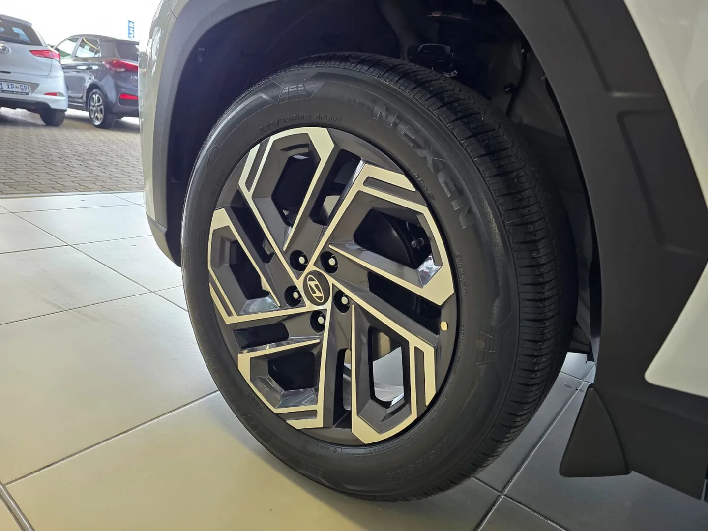 2026 Hyundai TUCSON TUCSON R2.0 EXECUTIVE A/T MY25 thumbnail 16