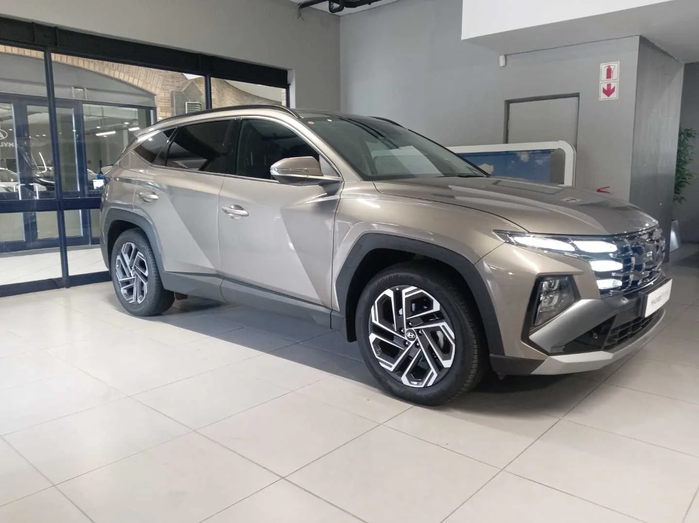 2025 Hyundai TUCSON TUCSON R2.0 EXECUTIVE A/T MY25 thumbnail 5