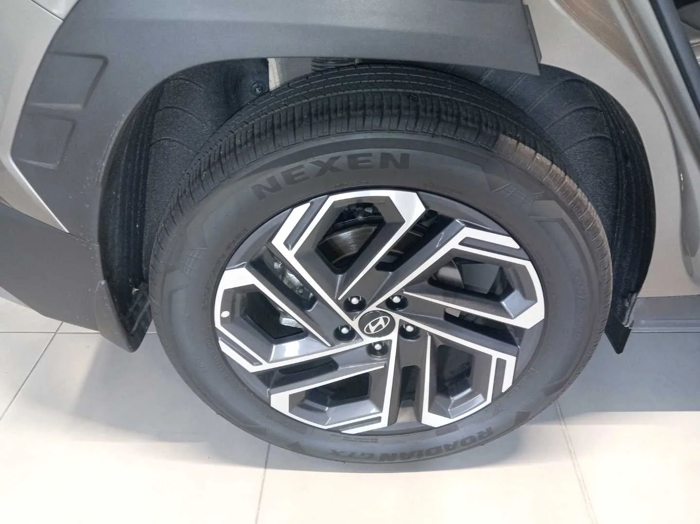 2025 Hyundai TUCSON TUCSON R2.0 EXECUTIVE A/T MY25 thumbnail 8