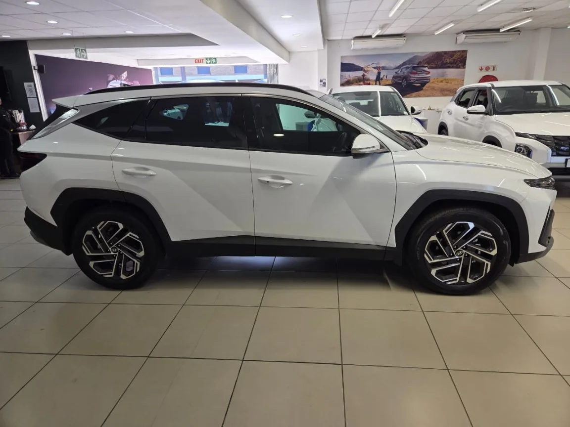 2026 Hyundai TUCSON TUCSON R2.0 EXECUTIVE A/T MY25 thumbnail 2