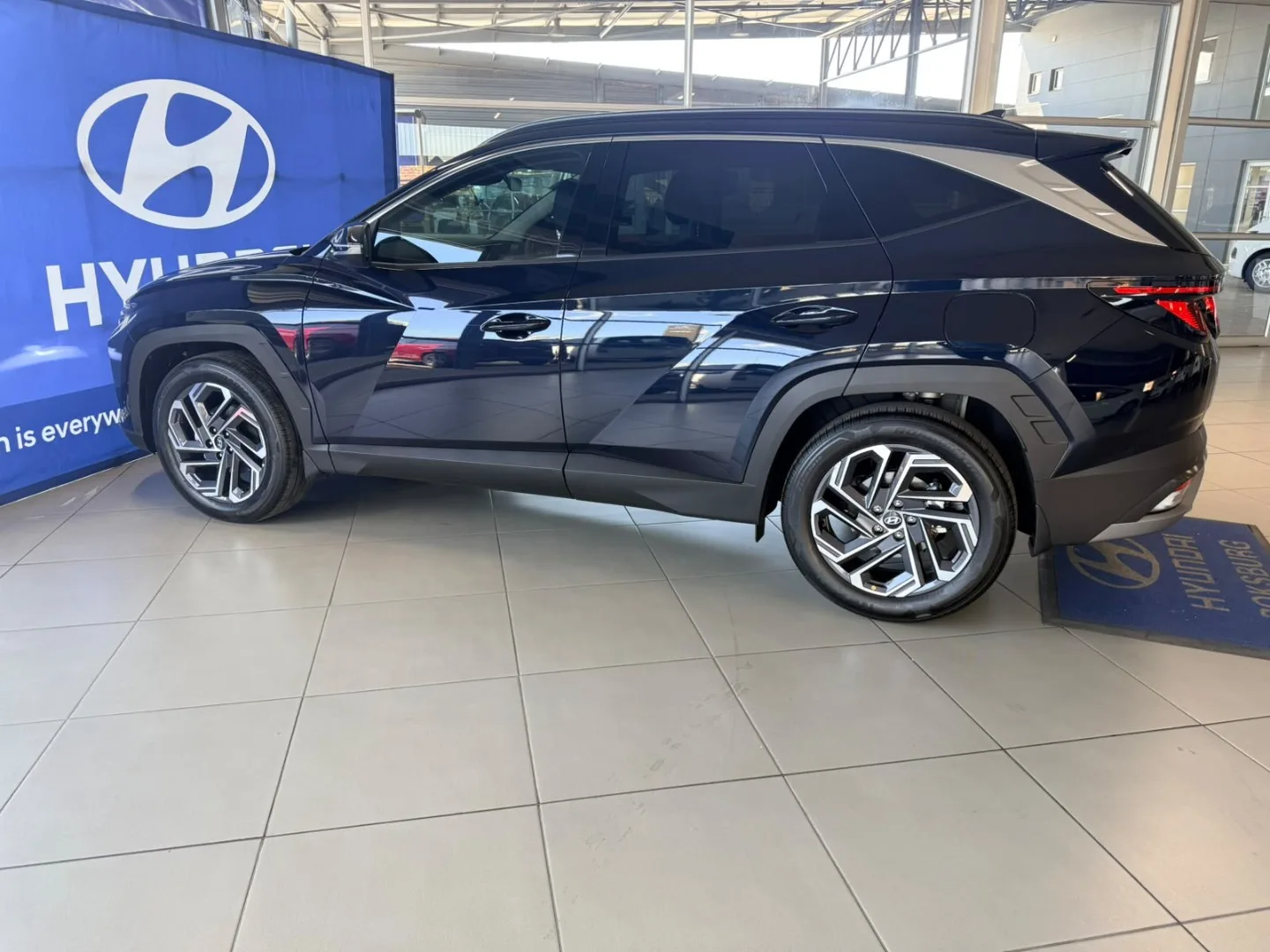 2026 Hyundai TUCSON TUCSON R2.0 EXECUTIVE A/T MY25 thumbnail 4
