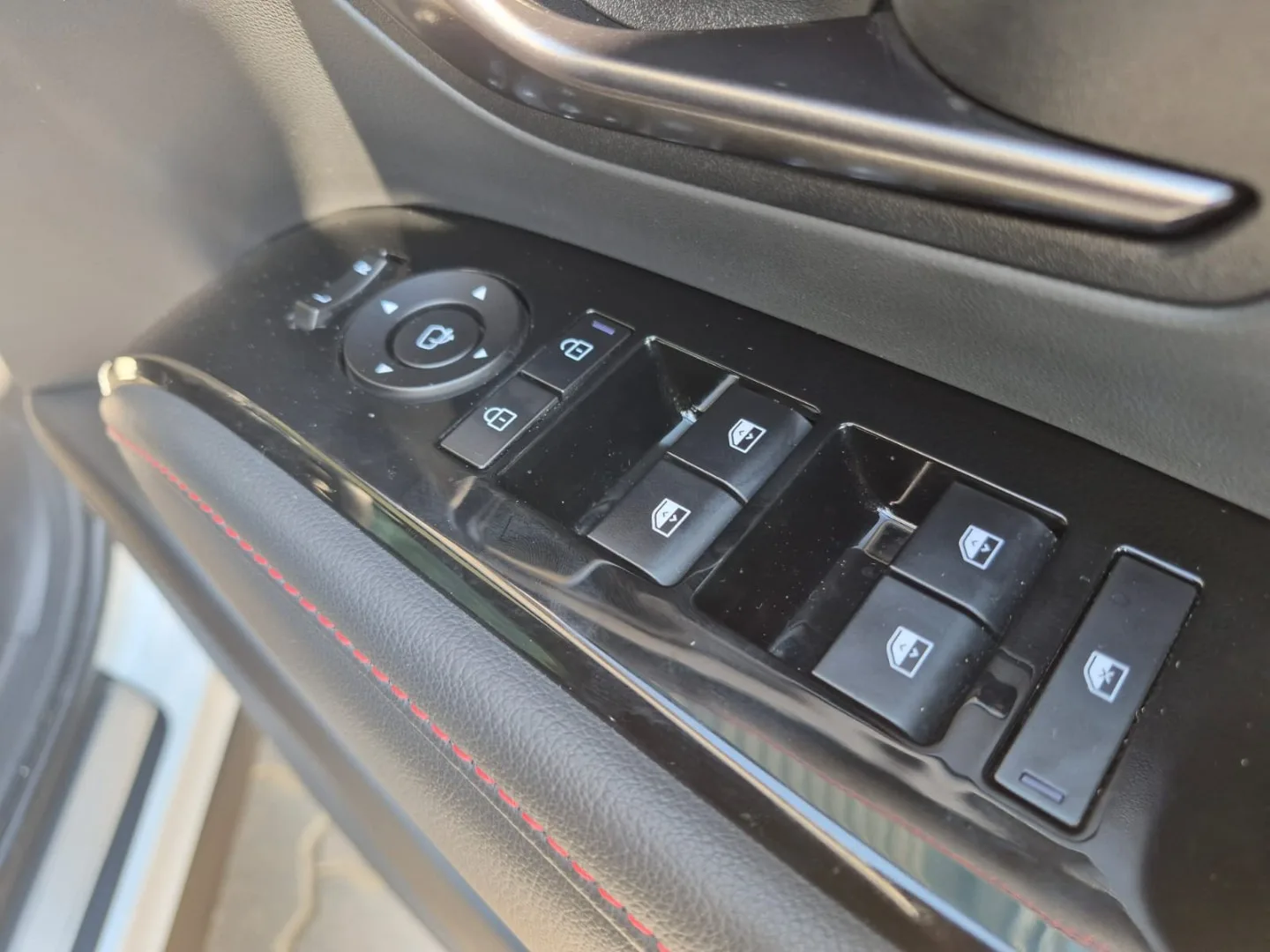 2026 Hyundai TUCSON TUCSON R2.0 NLINE A/T AWD MY25 thumbnail 5