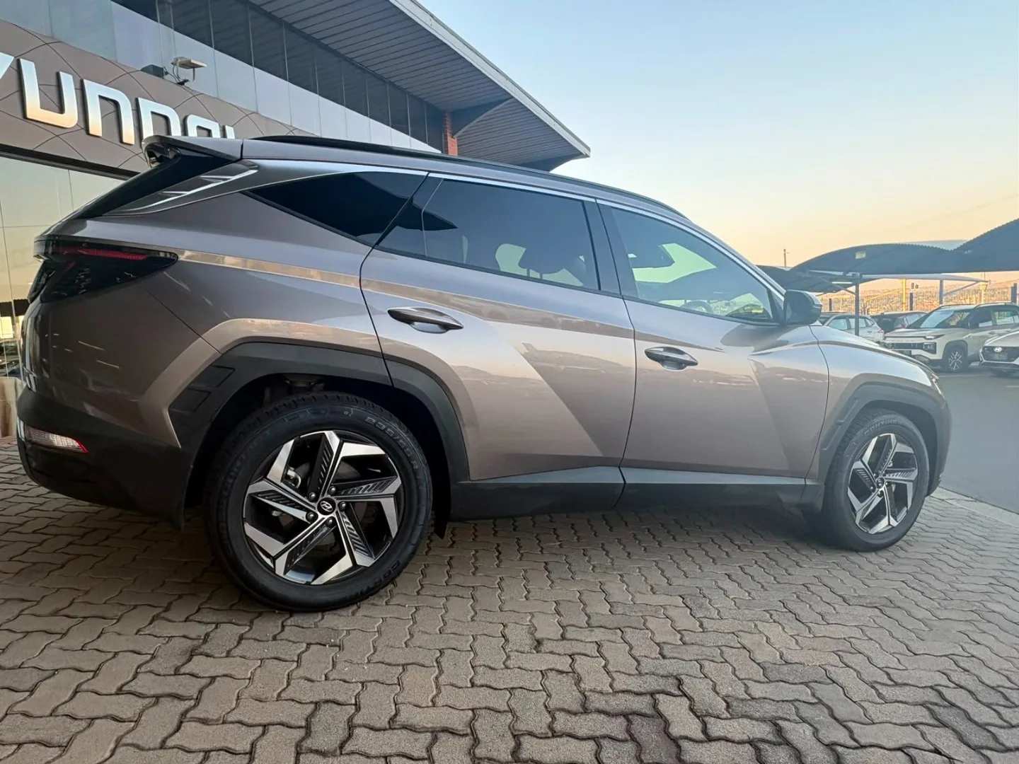 2022 Hyundai TUCSON TUCSON 2.0 ELITE A/T MY22 thumbnail 3