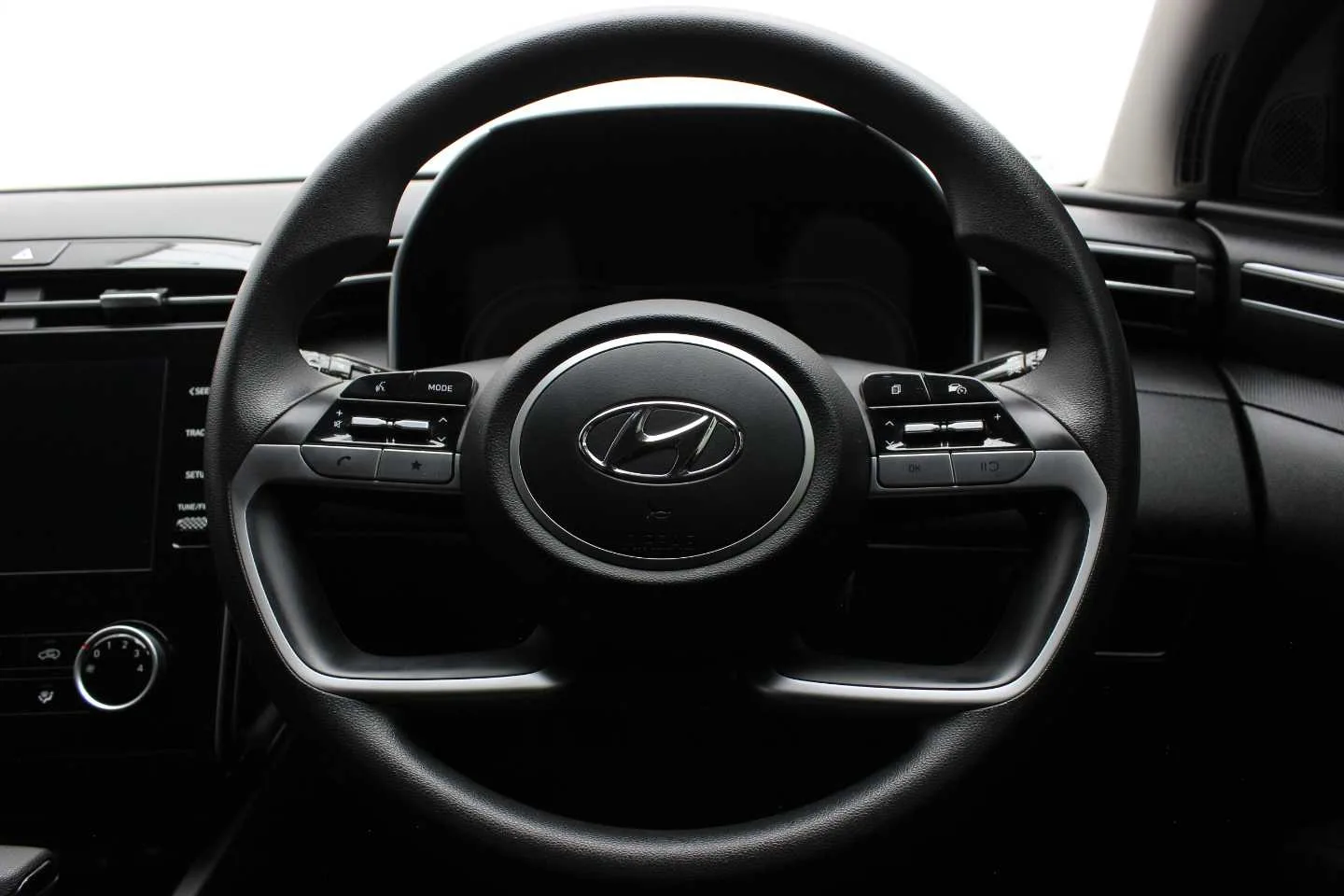 2023 Hyundai TUCSON TUCSON 2.0 PREMIUM A/T thumbnail 19