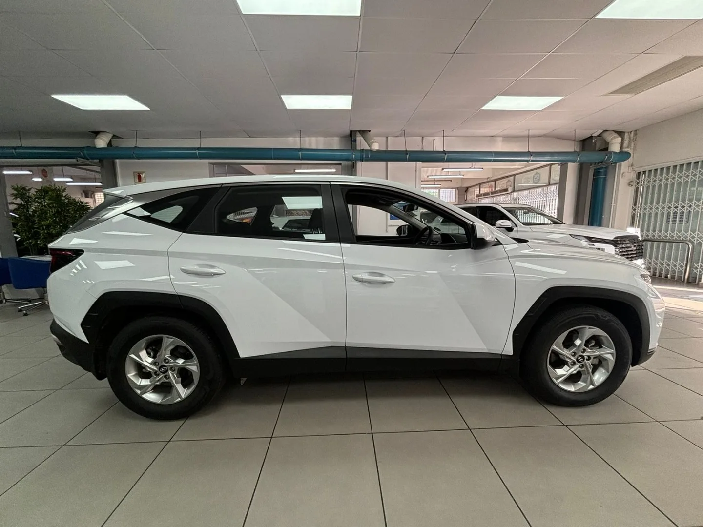 2023 Hyundai TUCSON TUCSON 2.0 PREMIUM A/T MY22 thumbnail 6