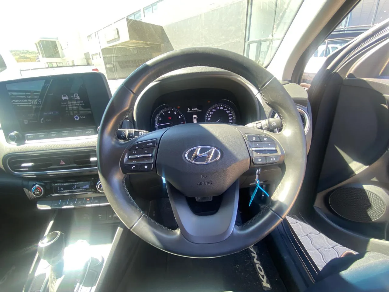 2023 undefined KONA KONA 2.0 EXEC IVT MY21 thumbnail 4