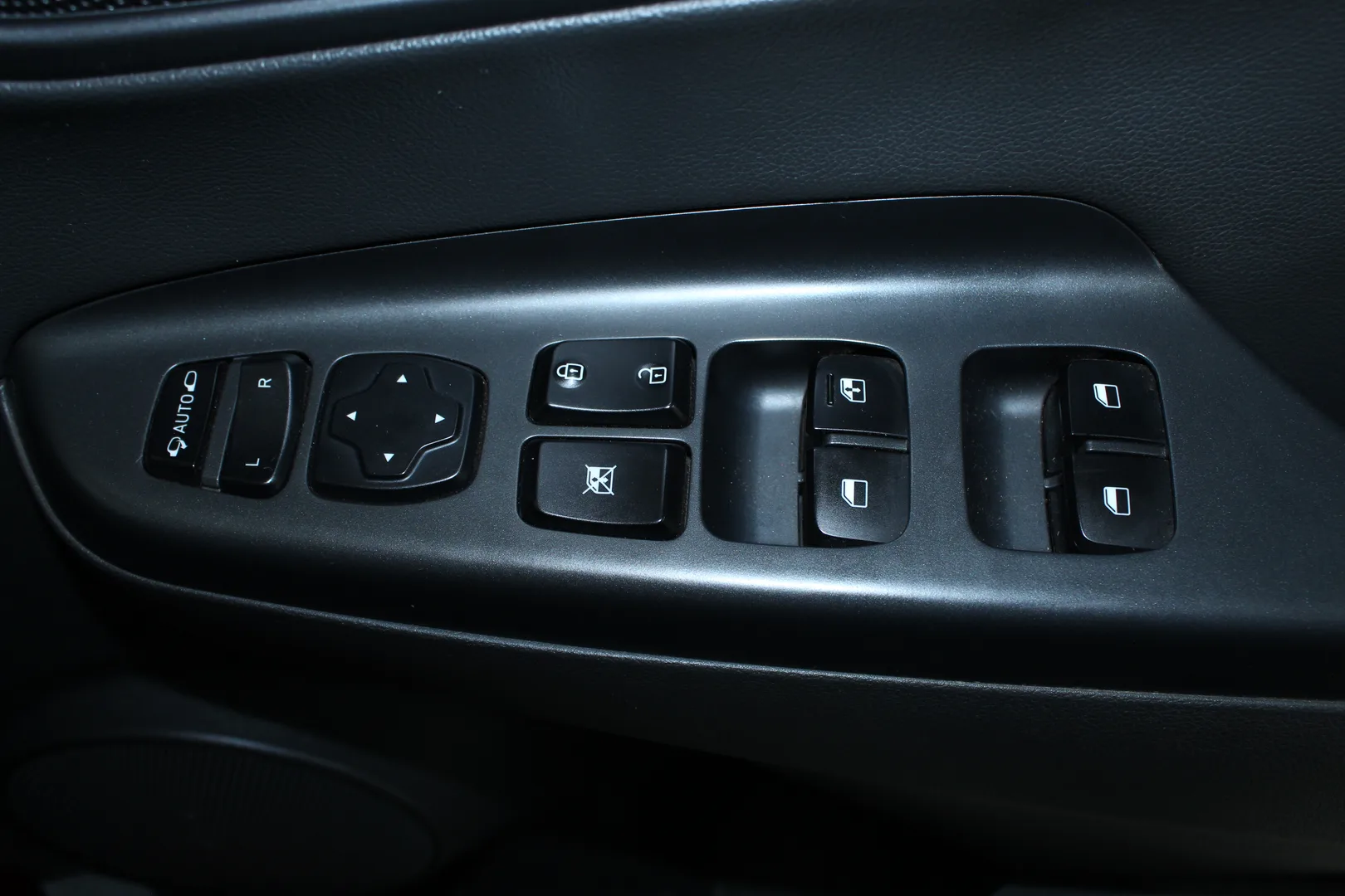 2023 undefined KONA Kona 2.0 EXEC IVT MY21 thumbnail 13