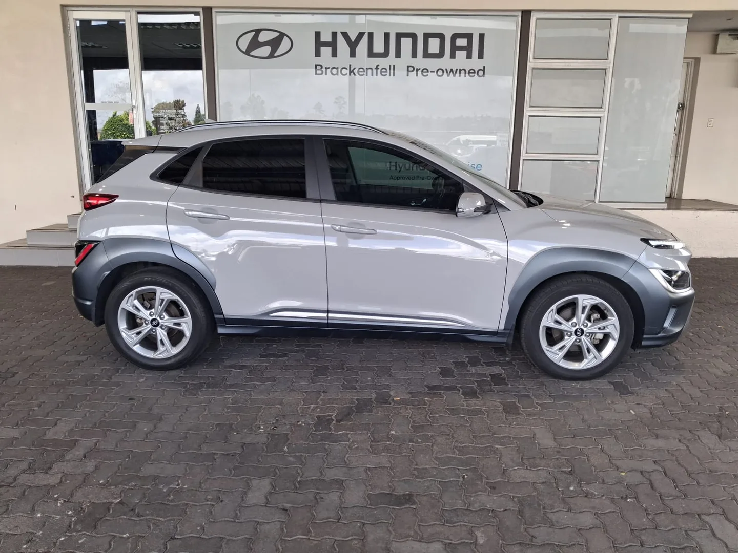 2023 undefined KONA KONA 2.0 EXEC IVT MY21 thumbnail 4
