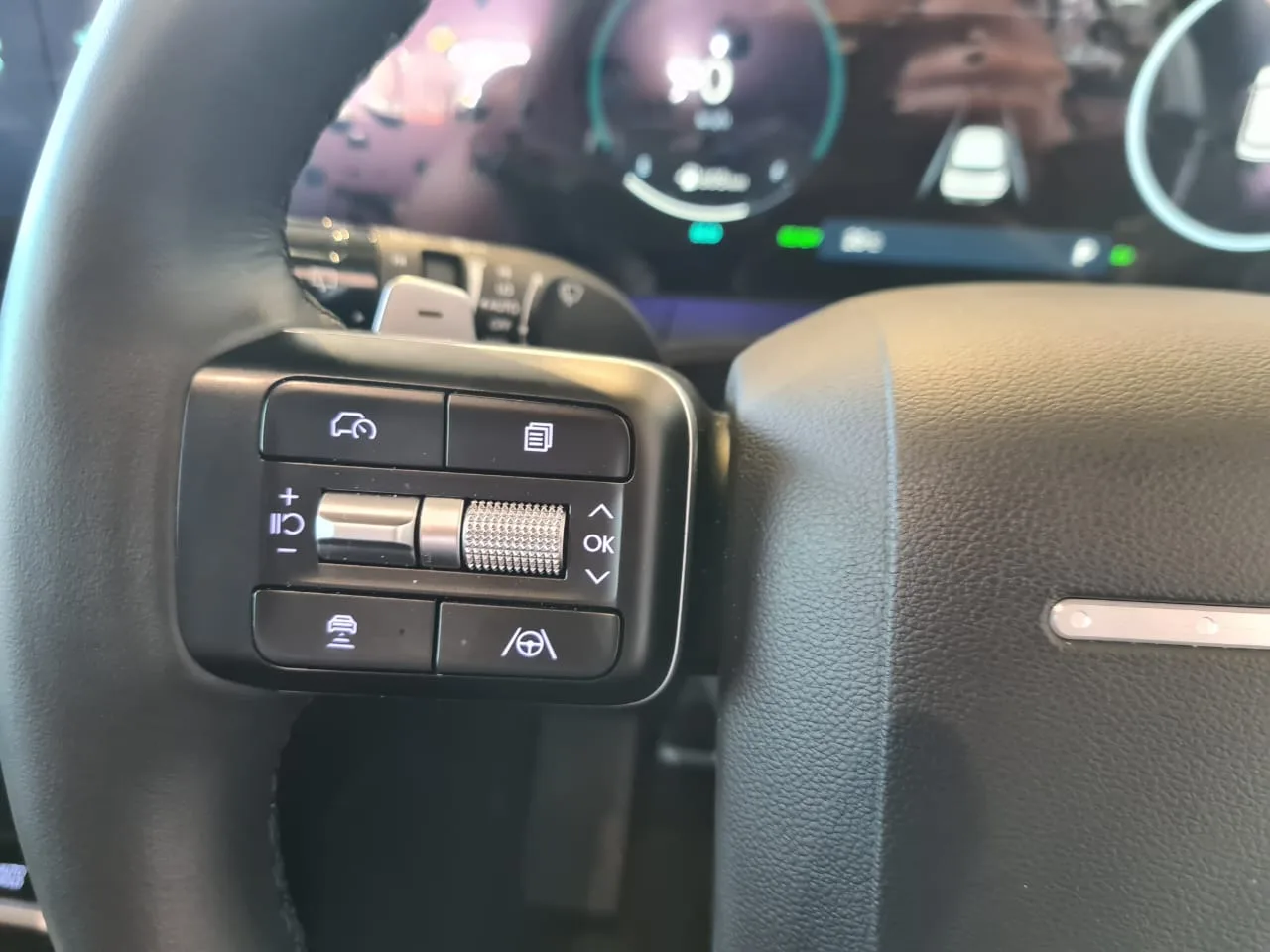2025 Hyundai SANTA FE SANTE FE 1.6H ELITE AWD (HYBRID) thumbnail 12