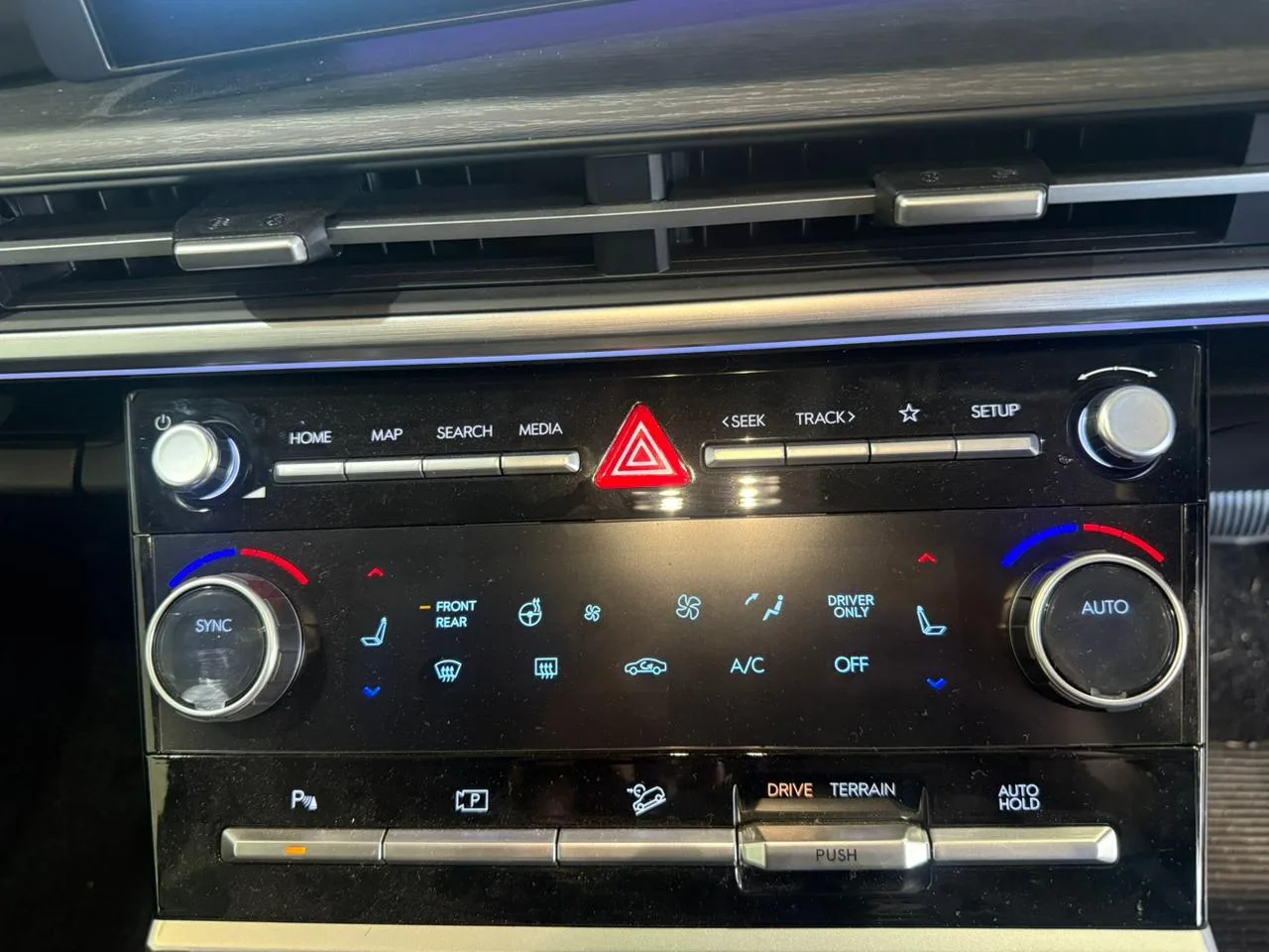 2026 Hyundai SANTA FE SANTA FE 1.6H ELITE 6AT AWD thumbnail 21