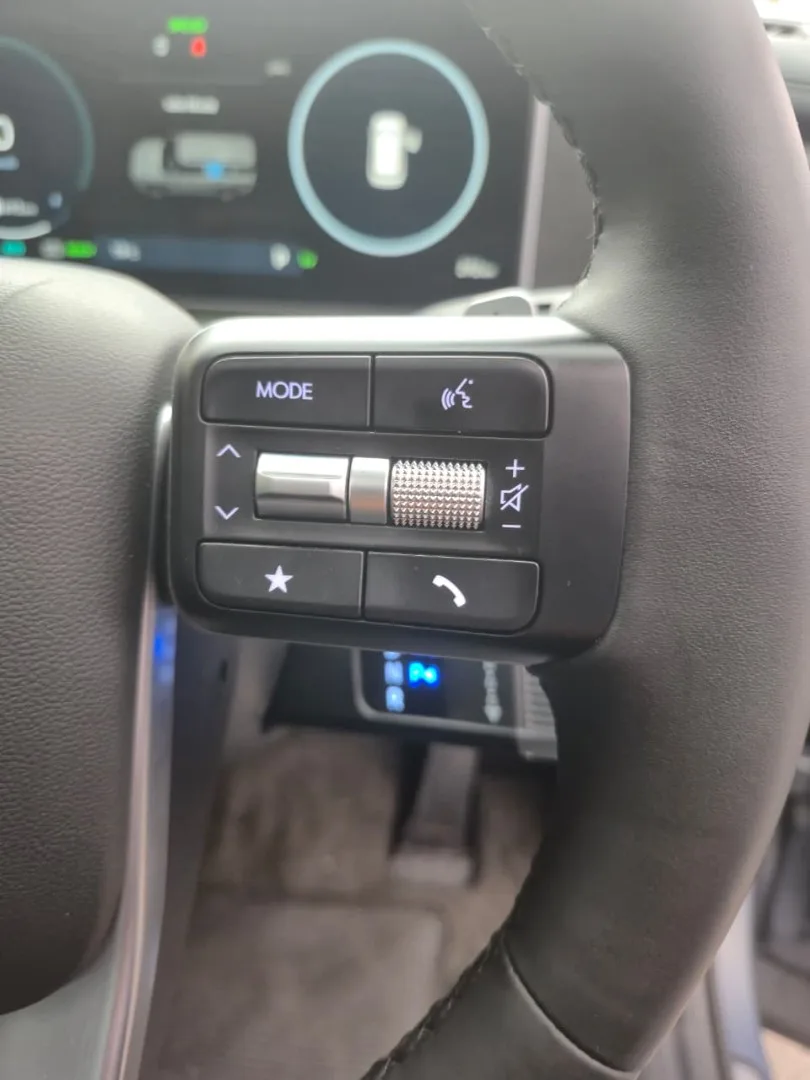 2025 Hyundai SANTA FE SANTA FE 1.6H ELITE 6AT AWD (HYBRID) thumbnail 9