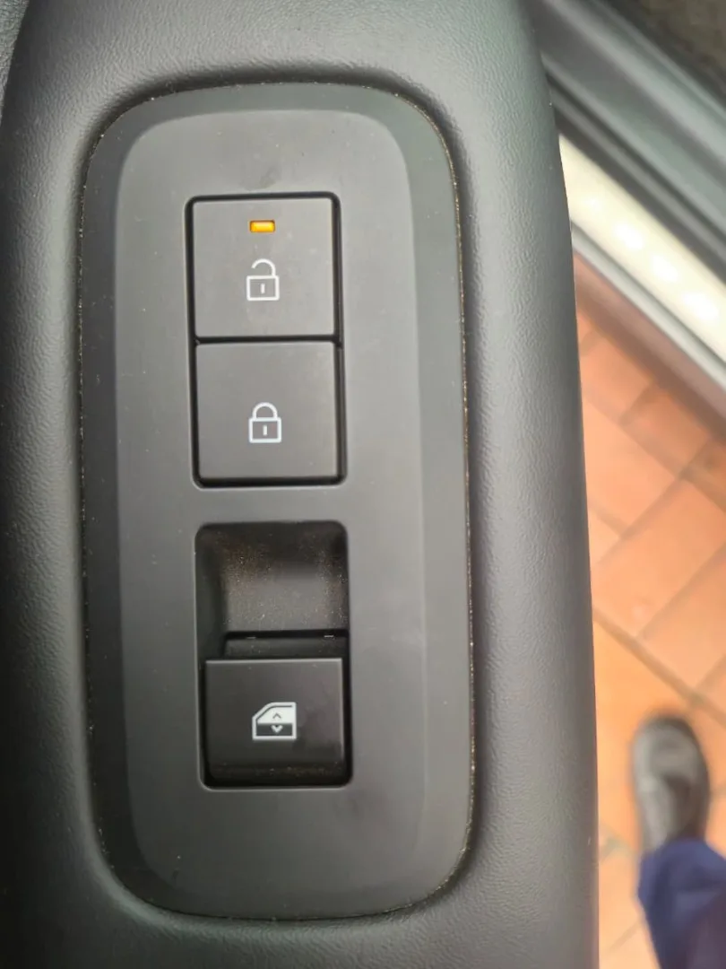 2025 Hyundai SANTA FE SANTA FE 1.6H ELITE 6AT AWD (HYBRID) thumbnail 2