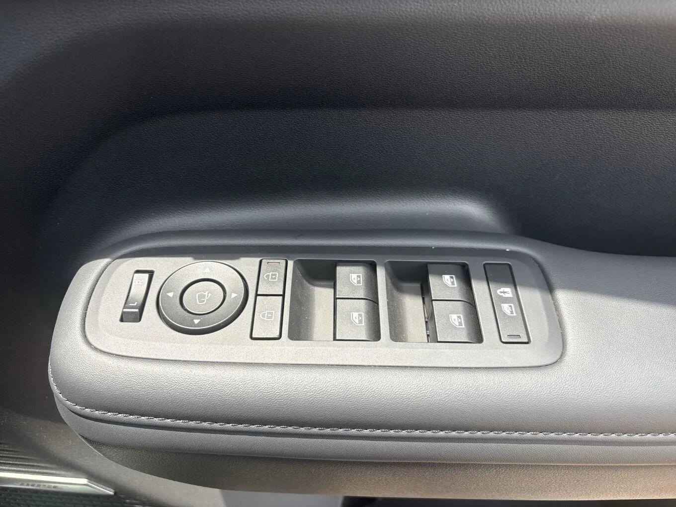 2025 Hyundai SANTA FE Santa Fe 1.6H Elite AWD Hybrid thumbnail 21
