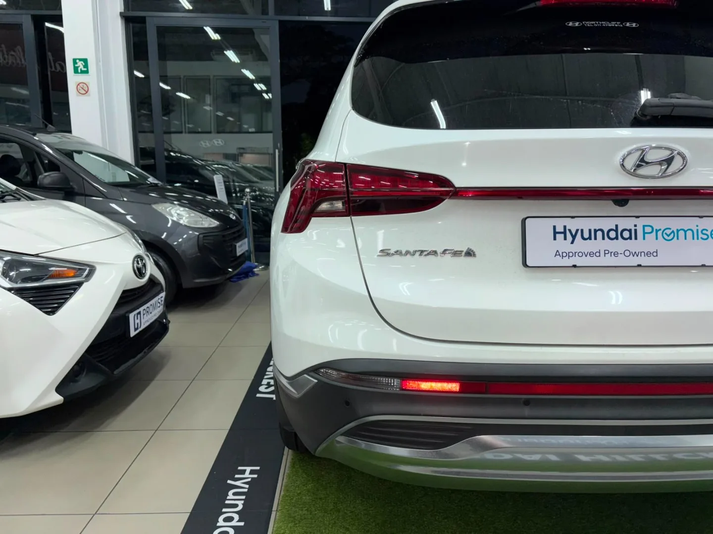 2021 Hyundai SANTA FE SANTA FE R2.2 EXECUTIVE DCT (7 Seat) thumbnail 9