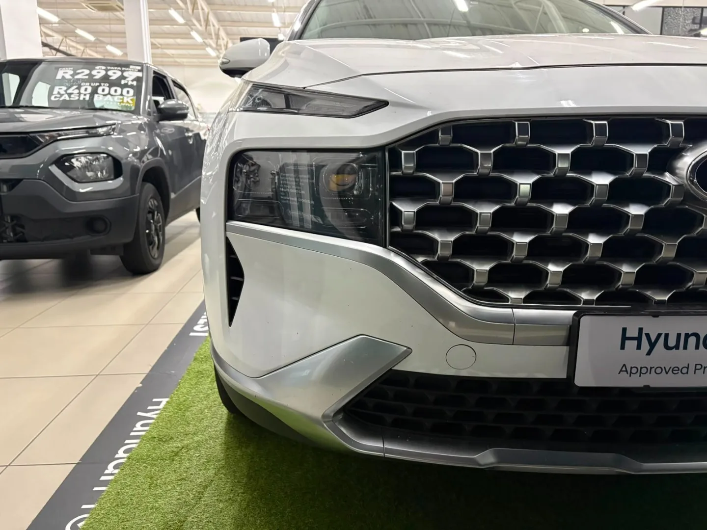 2021 Hyundai SANTA FE SANTA FE R2.2 EXECUTIVE DCT (7 Seat) thumbnail 8
