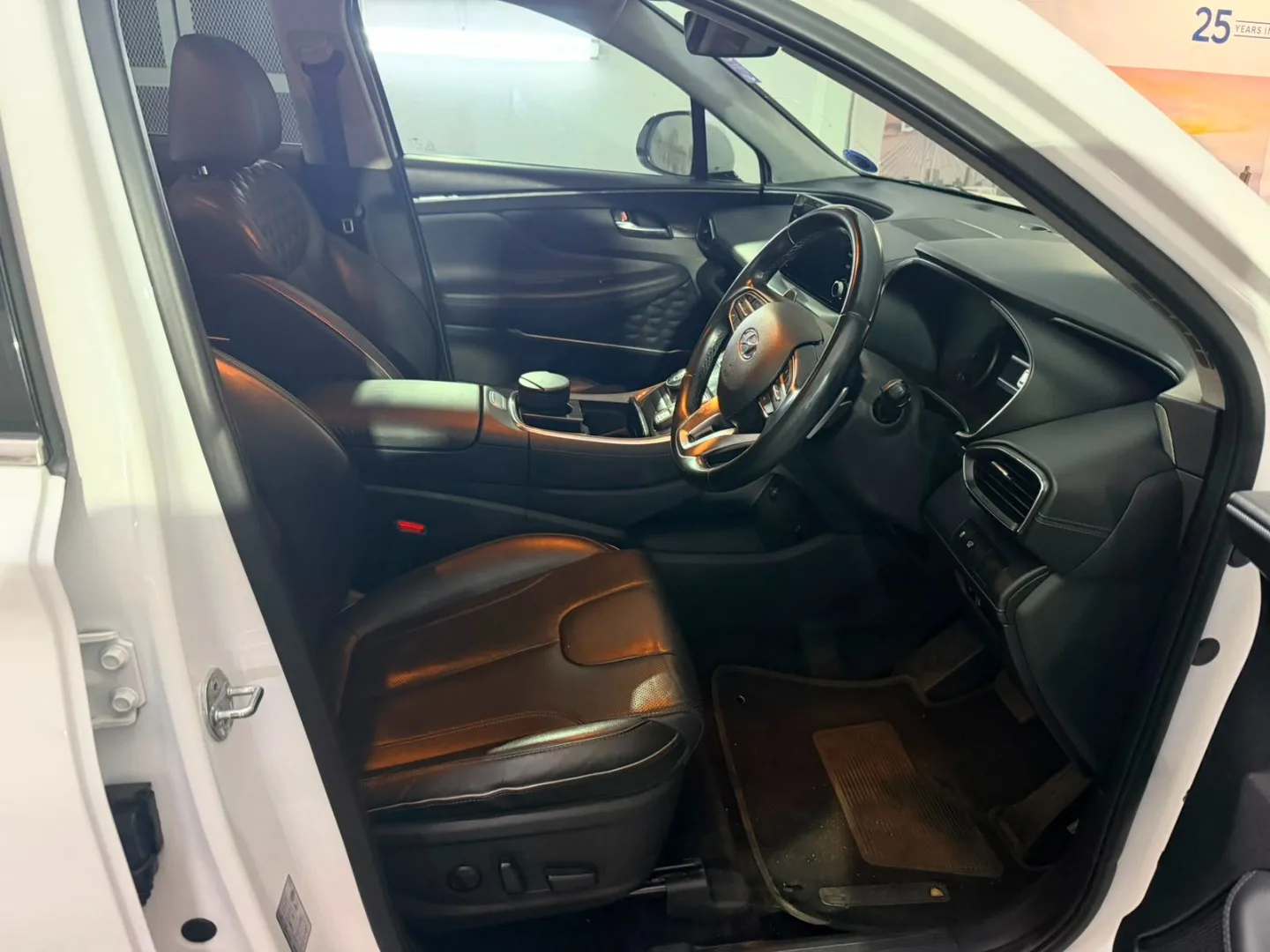 2021 Hyundai SANTA FE SANTA FE R2.2 EXECUTIVE 8DCT MY21 thumbnail 8