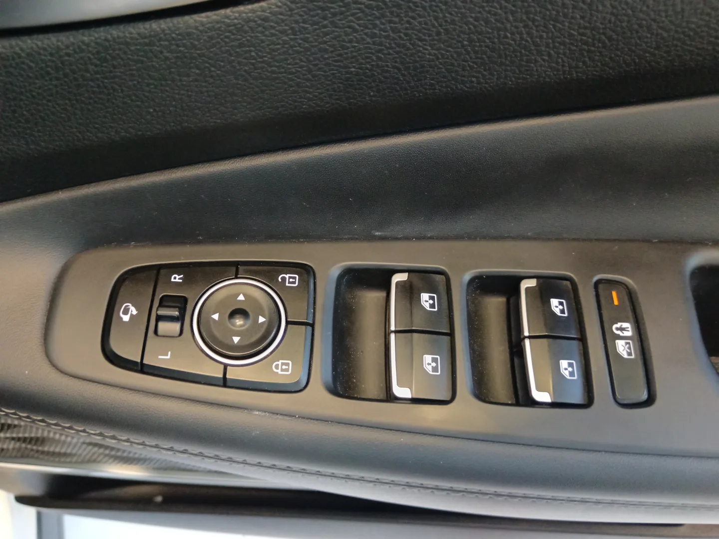 2021 Hyundai SANTA FE SANTA FE R2.2 ELITE 8DCT AWD MY21 thumbnail 17