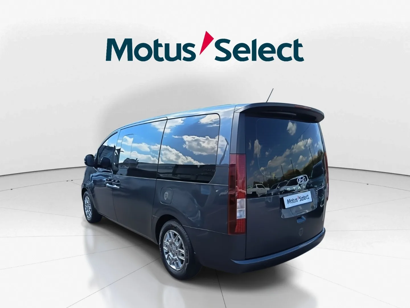 2022 Hyundai STARIA STARIA R2.2 11S EXECUTIVE BUS A/T thumbnail 5