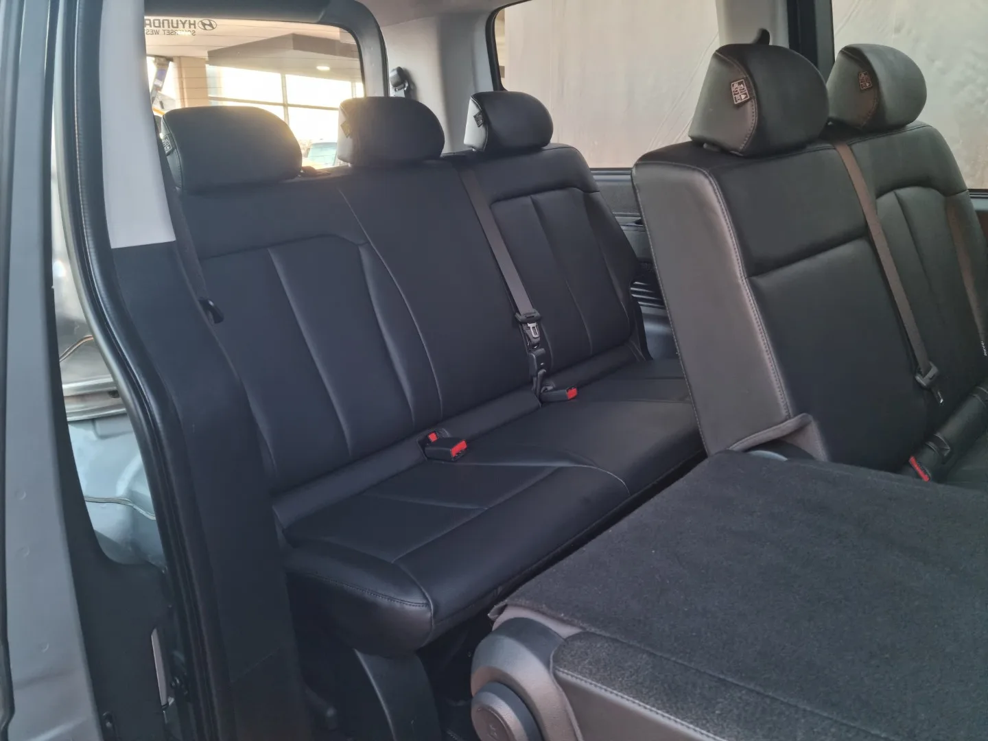 2022 Hyundai STARIA STARIA R2.2 9S EXECUTIVE BUS A/T thumbnail 4