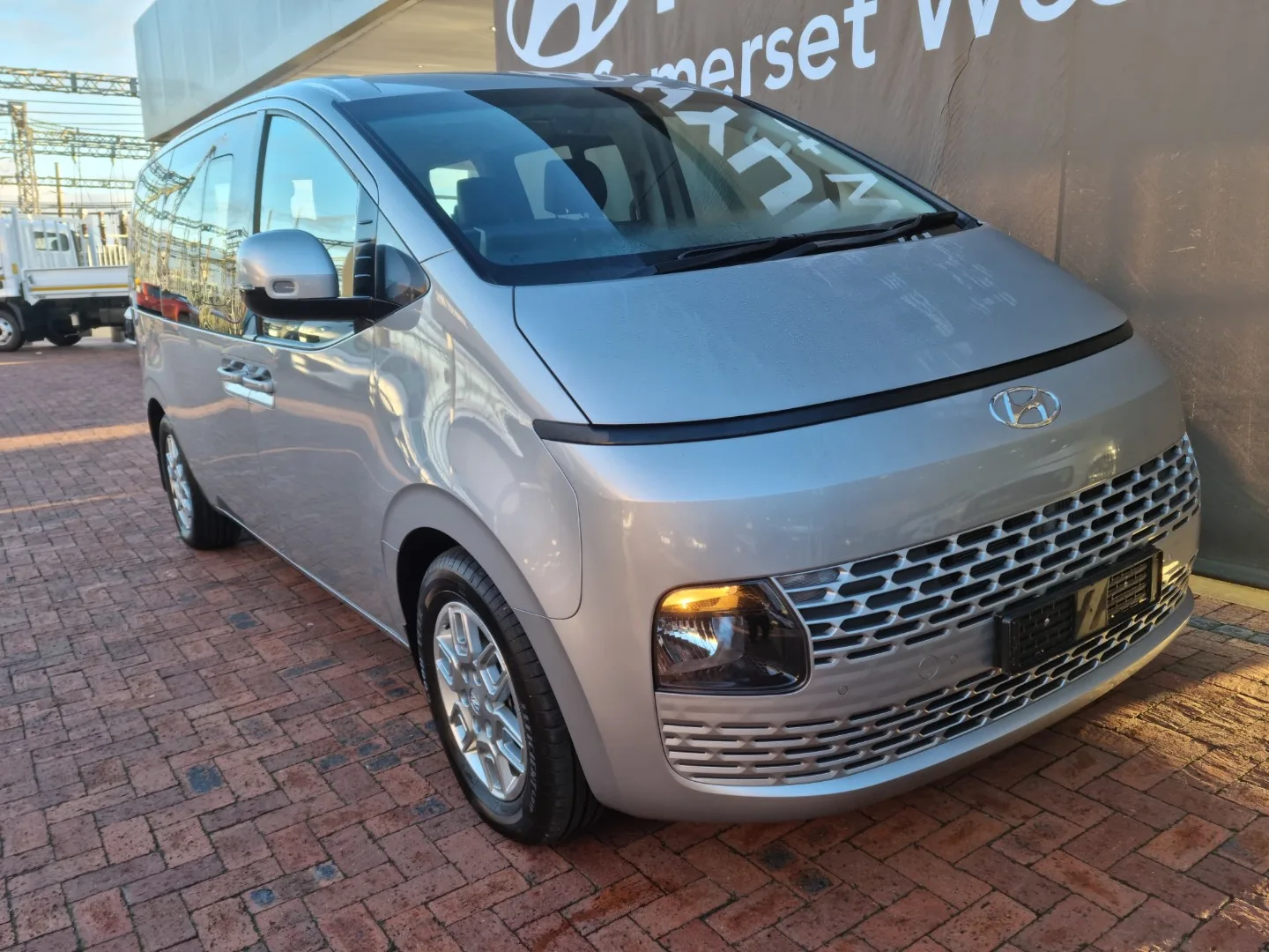 2022 Hyundai STARIA STARIA R2.2 9S EXECUTIVE BUS A/T thumbnail 14