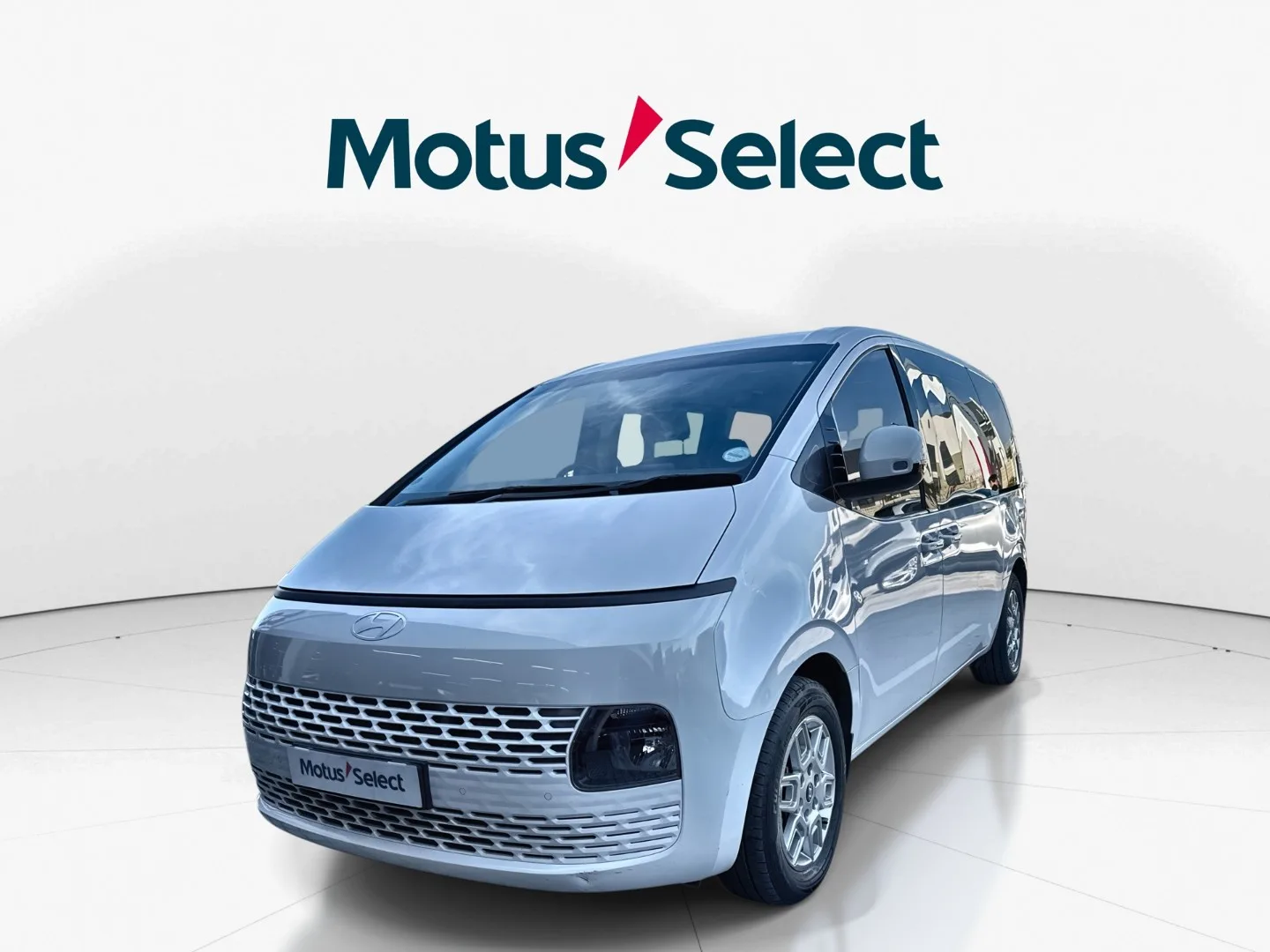 2023 Hyundai STARIA STARIA R2.2 9S EXECUTIVE BUS A/T thumbnail 3