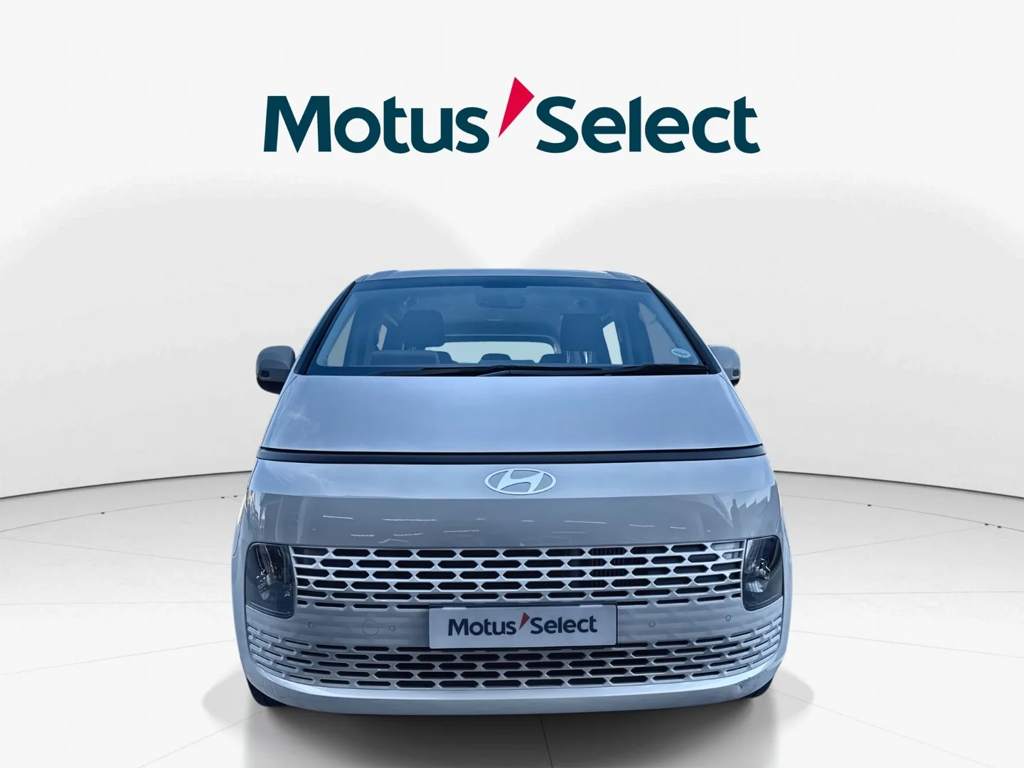 2023 Hyundai STARIA STARIA R2.2 9S EXECUTIVE BUS A/T thumbnail 2