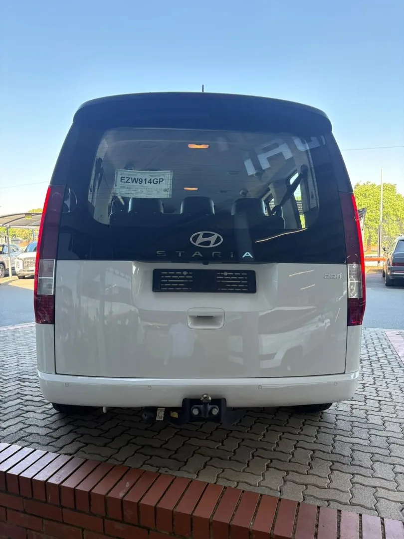 2025 Hyundai STARIA STARIA R2.2 9S EXECUTIVE BUS A/T thumbnail 4