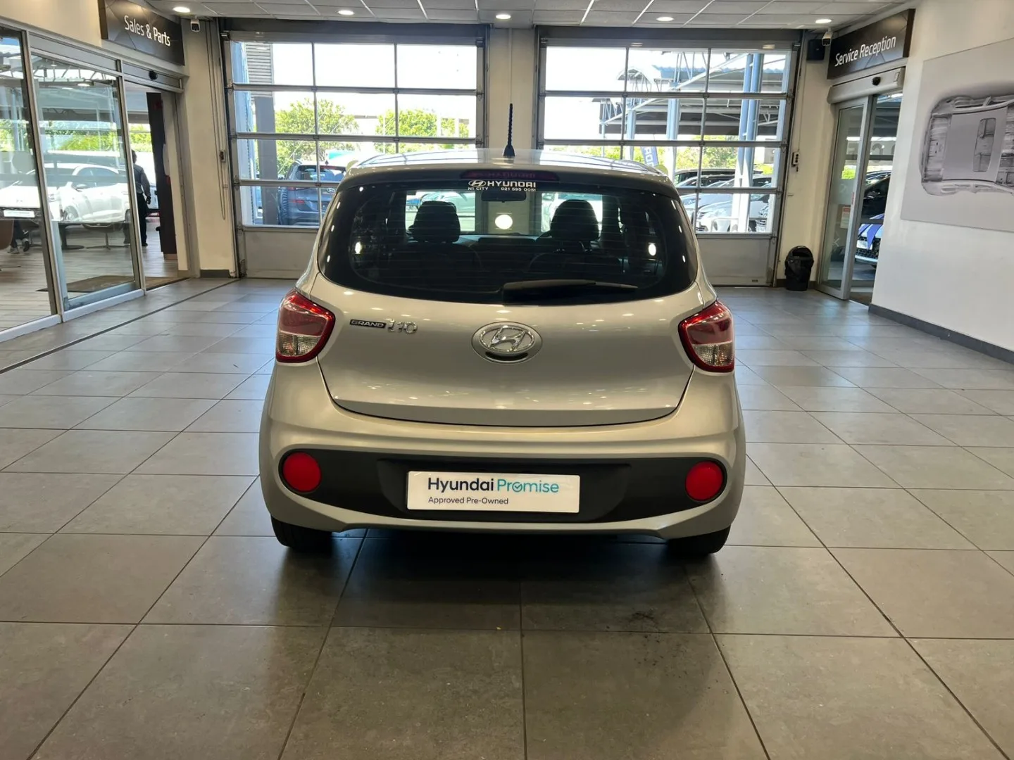 2020 undefined i10 / i20 / i30 GRAND i10 1.0 MOTION M/T MY18 thumbnail 20