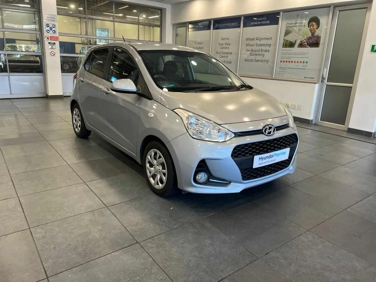 2020 undefined i10 / i20 / i30 GRAND i10 1.0 MOTION M/T MY18 thumbnail 2