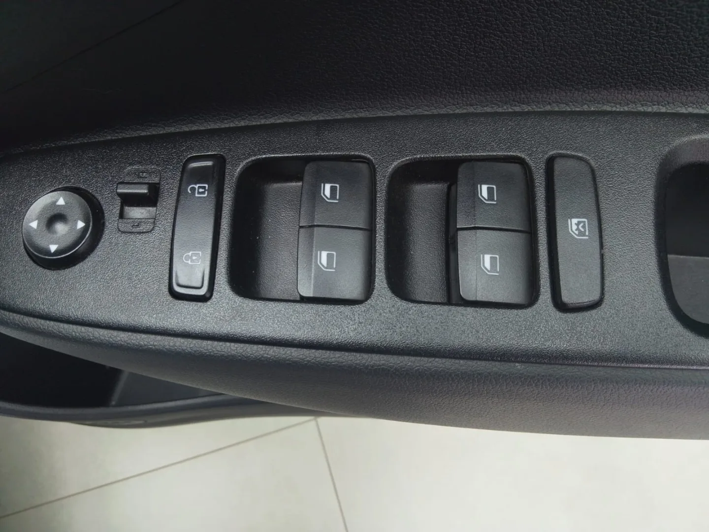 2024 Hyundai GRAND I10 GRAND i10 1.0 MOTION/PREMIUM thumbnail 19