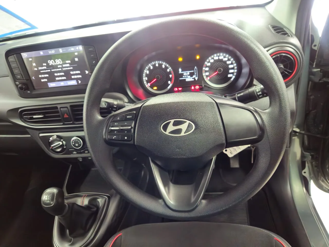 2024 Hyundai GRAND I10 GRAND i10 1.0 PREMIUM M/T MY24 thumbnail 17