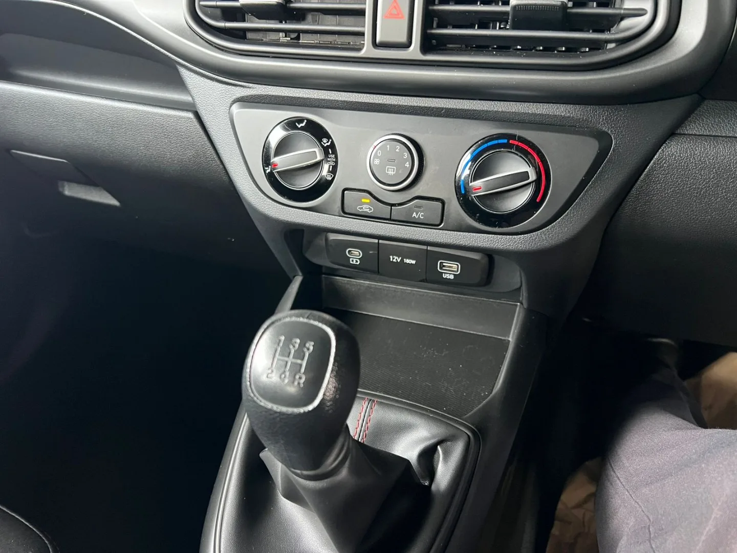 2025 Hyundai GRAND I10 GRAND i10 1.0 PREMIUM M/T MY24 thumbnail 13
