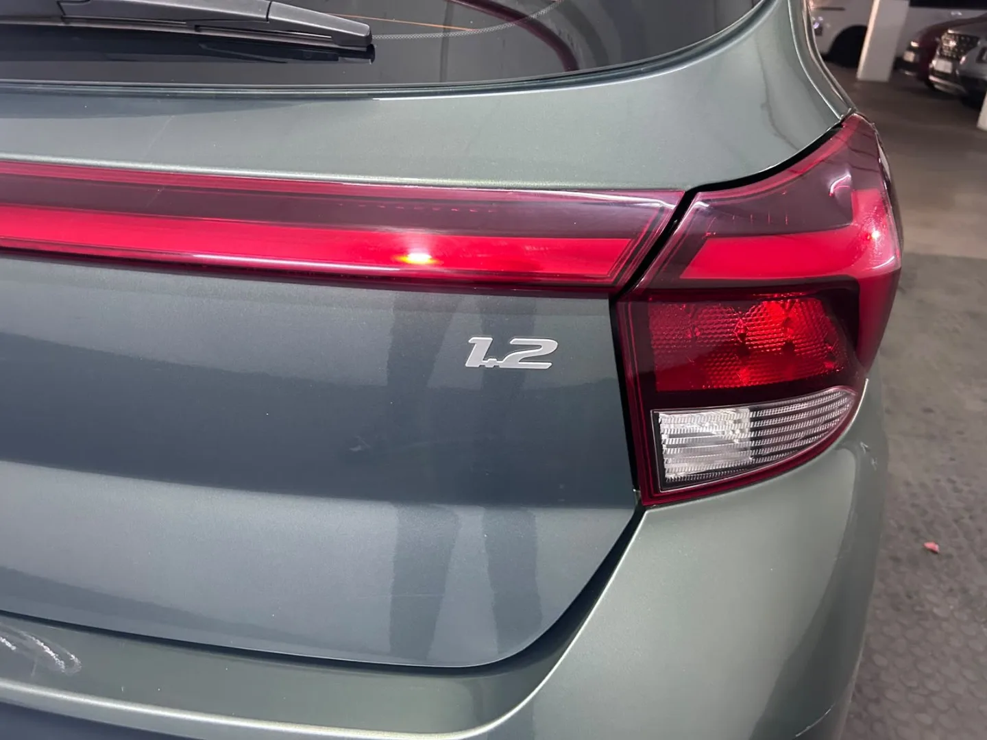 2024 Hyundai GRAND I10 GRAND i10 1.2 PREMIUM A/T MY24 thumbnail 6