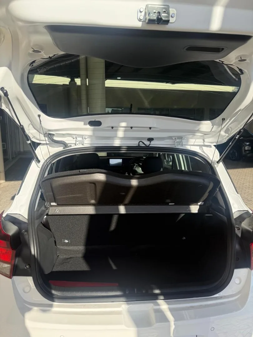 2024 Hyundai GRAND I10 GRAND i10 1.2 PREMIUM A/T MY24 thumbnail 9