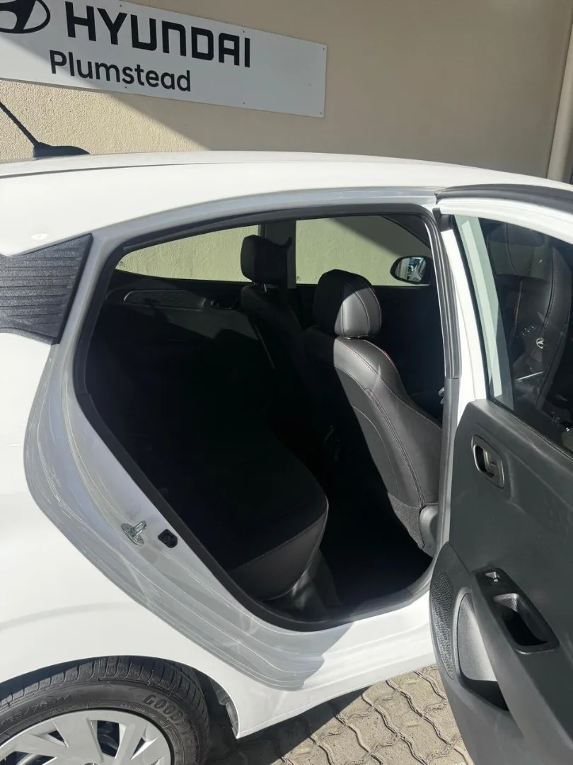 2024 Hyundai GRAND I10 GRAND i10 1.2 PREMIUM A/T MY24 thumbnail 6