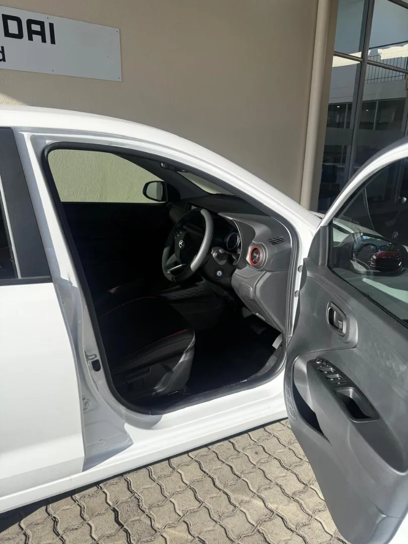 2024 Hyundai GRAND I10 GRAND i10 1.2 PREMIUM A/T MY24 thumbnail 5