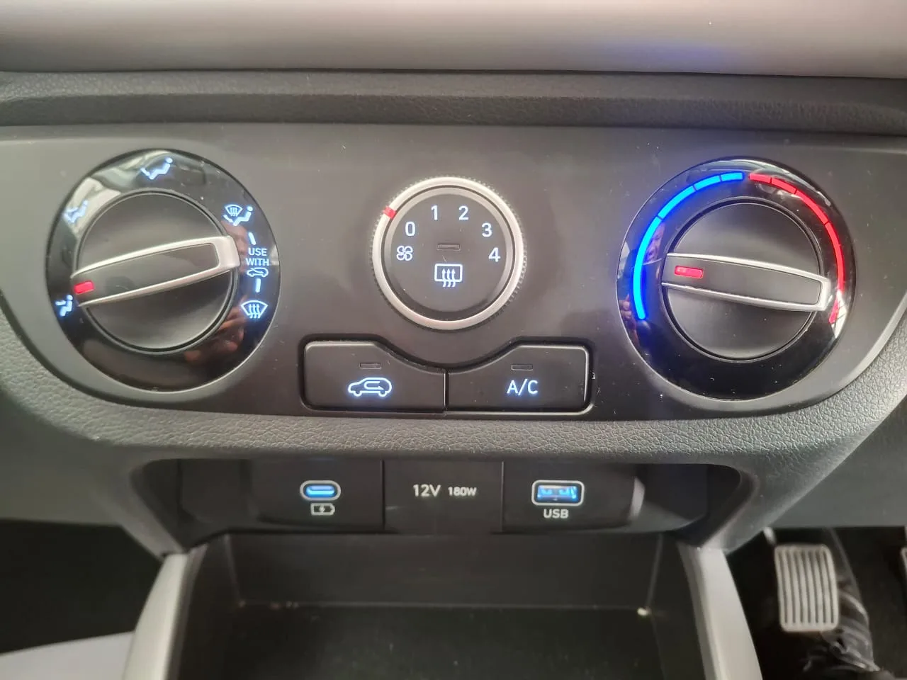 2026 Hyundai EXTER EXTER 1.2 PREMIUM MT thumbnail 12