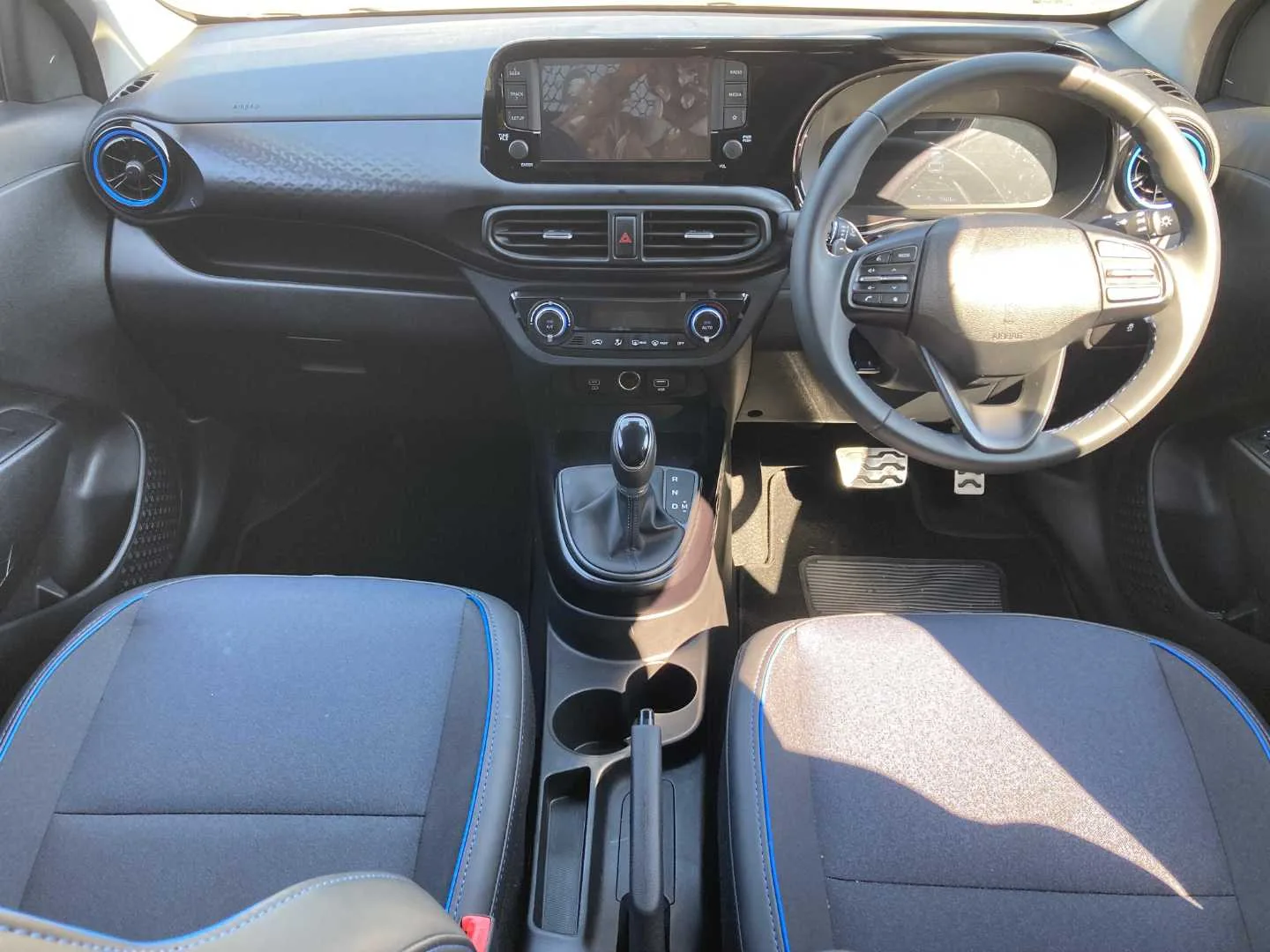2026 Hyundai EXTER EXTER 1.2 ELITE 2 TONE AMT thumbnail 16